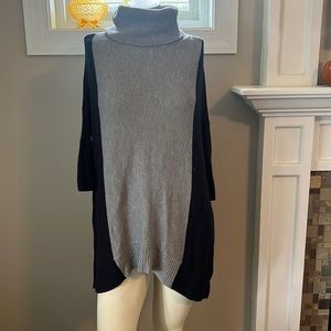 EUC The Limited 3/4 sleeve turtle neck sweater XS